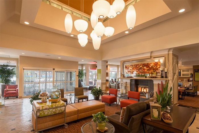 Hilton Garden Inn Flagstaff lobby